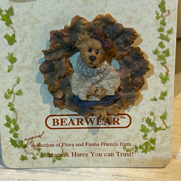 Boyd's Bears Bearwear Pin Floral Collection - Picture 4 of 9